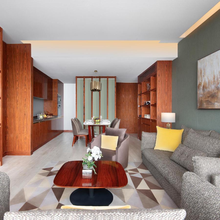 The Bentley Luxury Hotel & Suites Ντόχα Εξωτερικό φωτογραφία A typical apartment interior