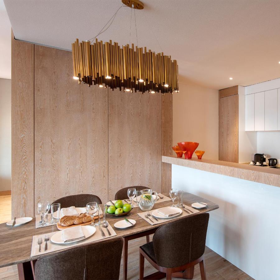 The Bentley Luxury Hotel & Suites Ντόχα Εξωτερικό φωτογραφία A dining room